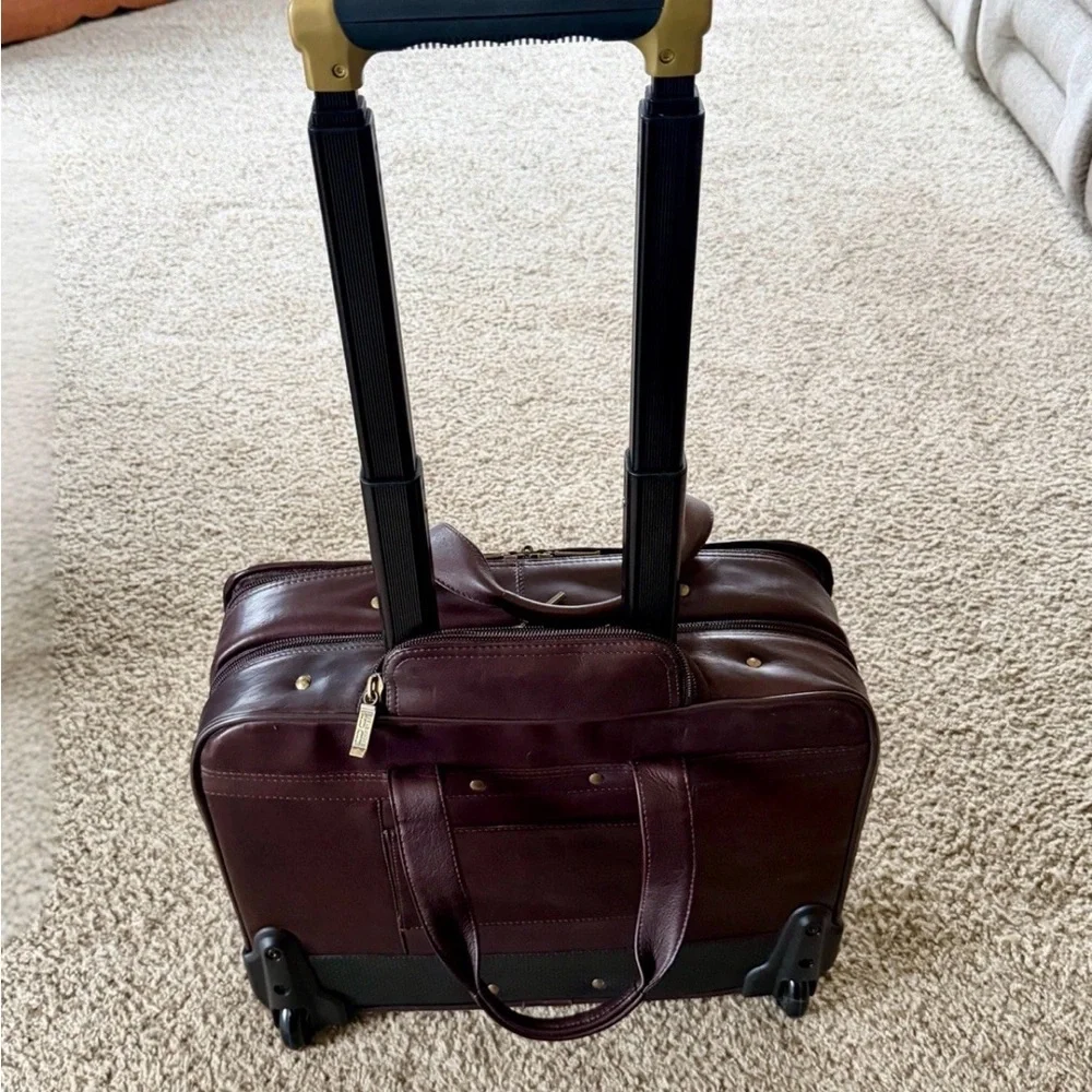 Claire Chase Jumbo Executive Computer Briefcase 100% Cowhide Leather‎ Color Cafe